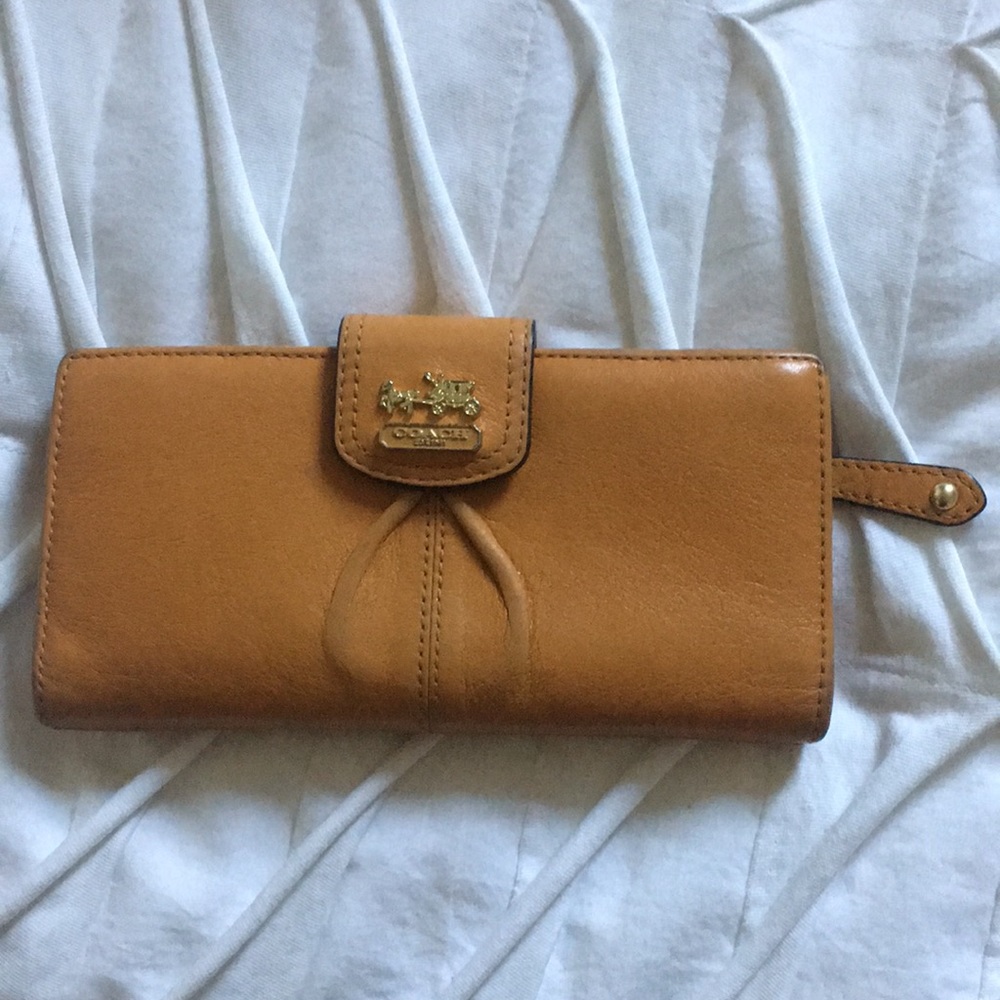 Coach wallet